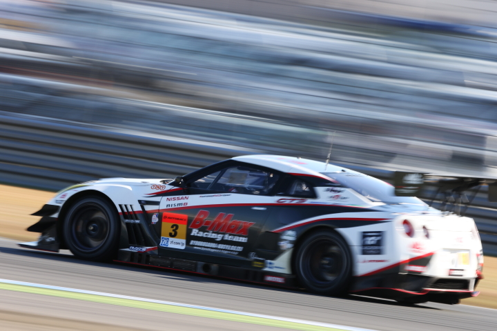 決勝レース: ルーカス・オルドネス（B-MAX NDDP GT-R）