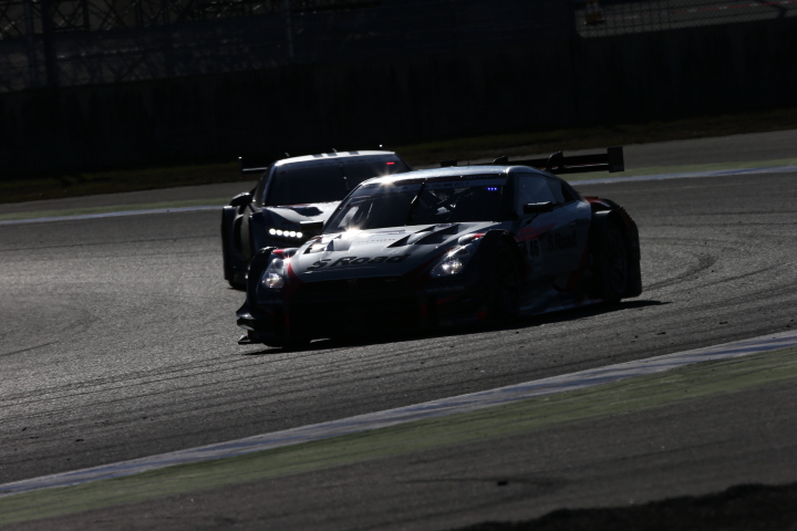 決勝レース: 柳田真孝（S Road MOLA GT-R）