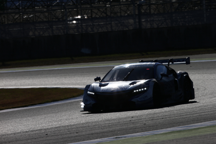 決勝レース: 中嶋大祐（Epson NSX CONCEPT-GT）