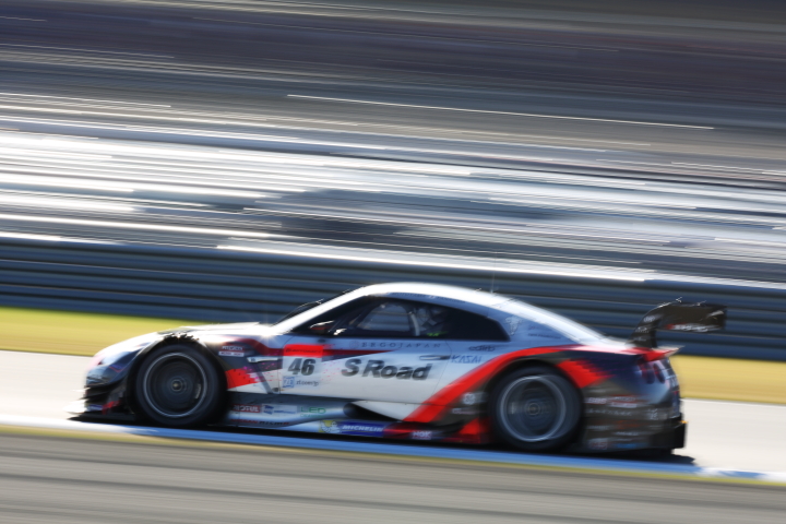 決勝レース: 柳田真孝（S Road MOLA GT-R）