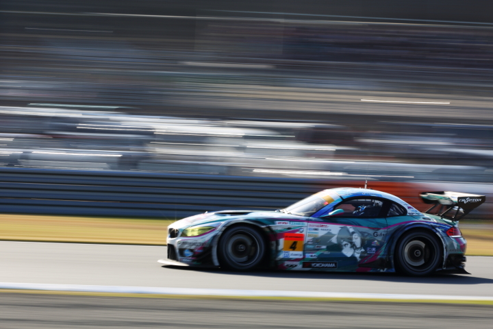 決勝レース: 片岡龍也（グッドスマイル初音ミクZ4）