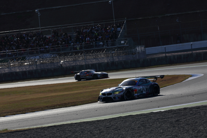 決勝レース: 谷口信輝（グッドスマイル初音ミクZ4）