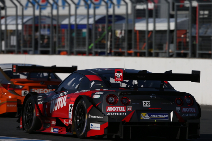 決勝レース: 松田次生（MOTUL AUTECH GT-R）