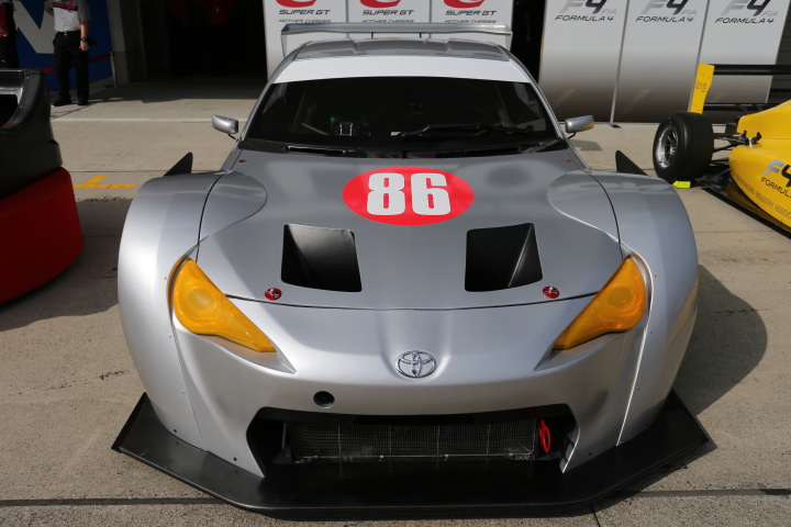 オープンピット: GT300マザーシャシー利用の８６