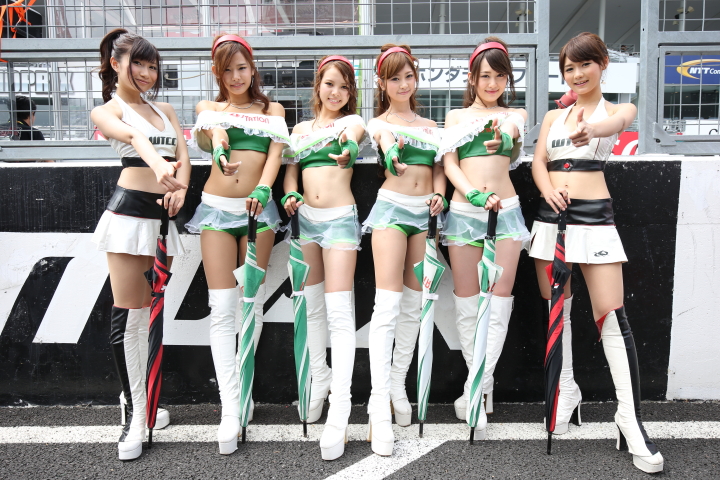 ピットウォーク: レースクイーン