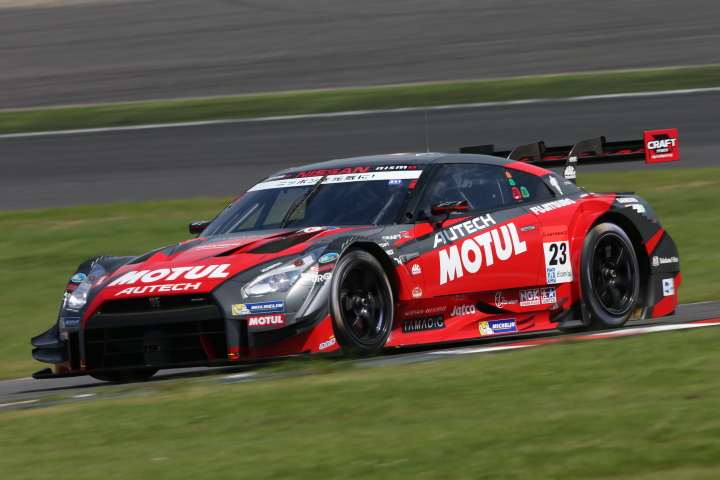 松田次生／ロニー・クインタレッリ組（MOTUL AUTECH GT-R）
