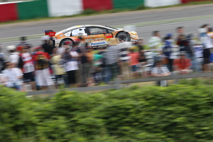 新田守男／嵯峨宏紀／中山雄一組（OGT Panasonic PRIUS）