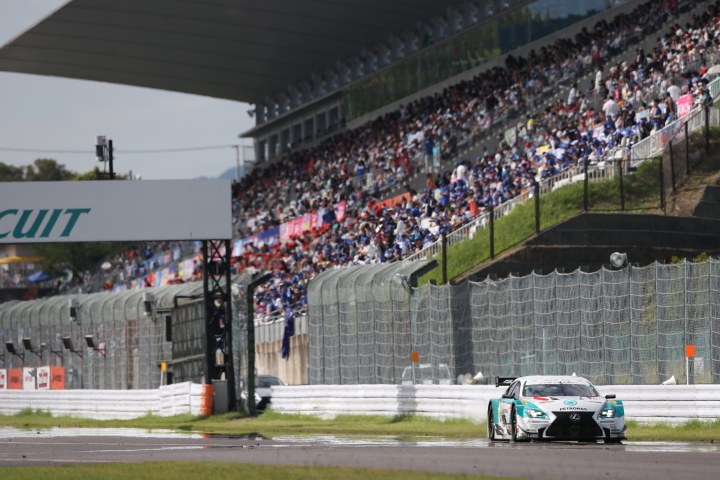 中嶋一貴／ジェームス・ロシター組（PETRONAS TOM'S RC F）