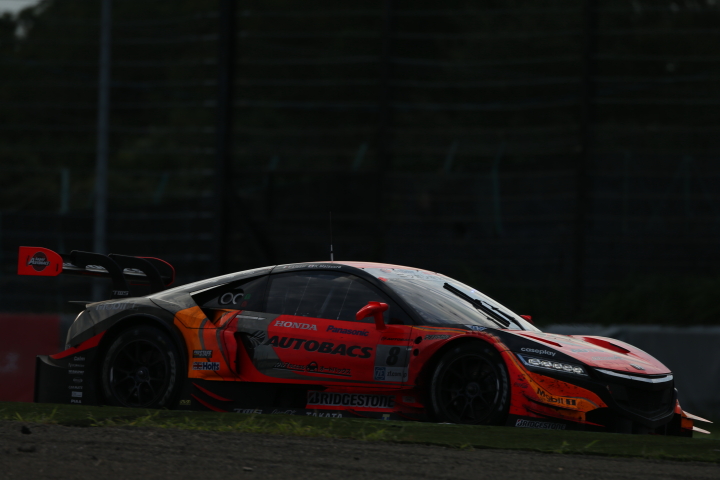 ヴィンタントニオ・リウッツィ／松浦孝亮組（ARTA NSX CONCEPT-GT）