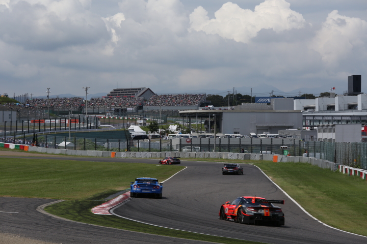 決勝レース: ジョアオ・パオロ・デ・オリベイラ（カルソニックIMPUL GT-R）＆松浦孝亮（ARTA NSX CONCEPT-GT）