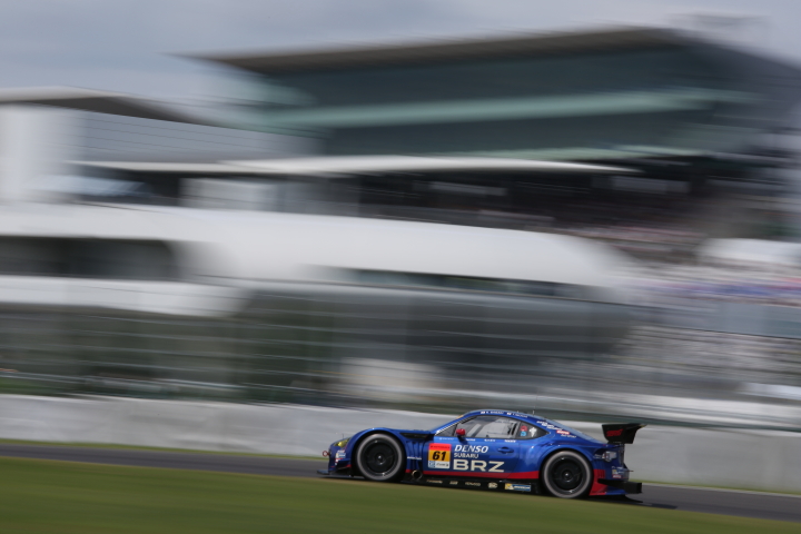 決勝レース: 佐々木孝太／井口卓人組（SUBARU BRZ R&D SPORT）