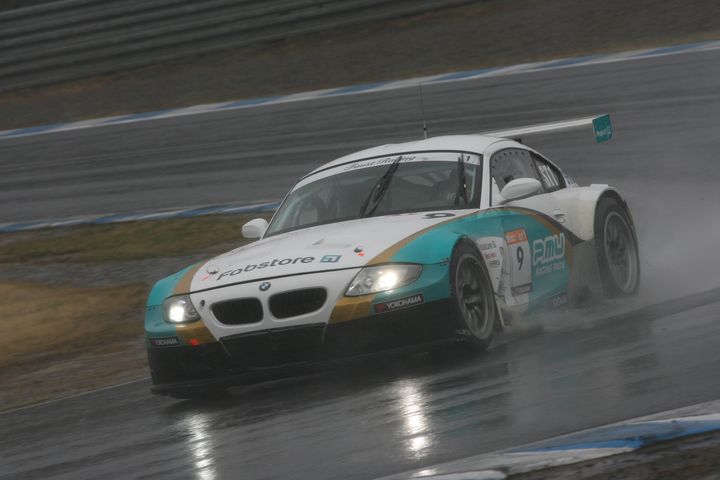 ST-1クラス優勝は山野哲也／山野直也／堀主知ロバート組（Faust Racing BMW Z4）