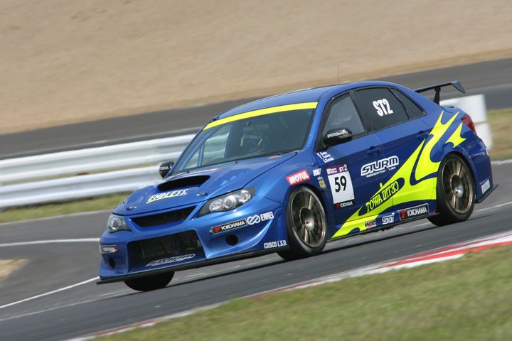 ST-2クラスポールポジションは大澤学／吉田寿博／松田晃司組（STURM・MOTUL・ED インプレッサ）