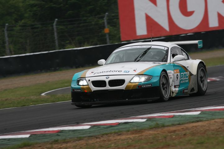 ST-1クラス優勝は堀主知ロバート／山野直也／佐藤茂組（Faust Racing BMW Z4）