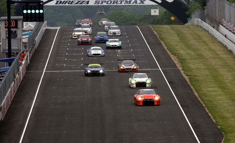 第1グループ（ST-X, ST-1, ST-2, ST-3）のスタートシーン