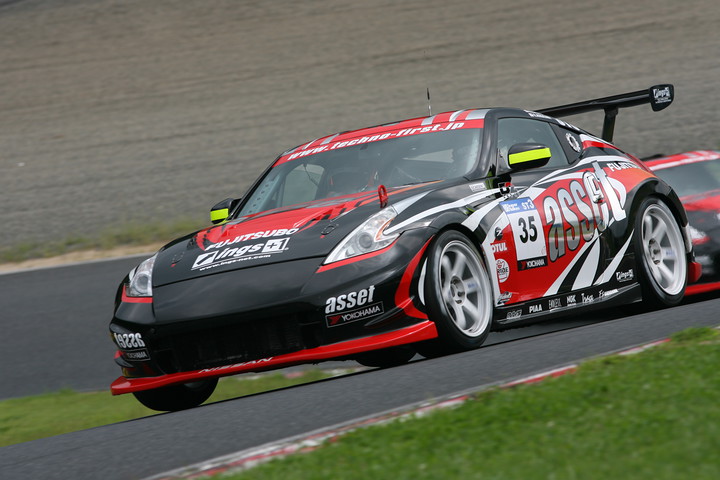 ST-3クラスポールポジションの前嶋秀司／佐々木雅弘／廣川和希組（asset ings Z34）