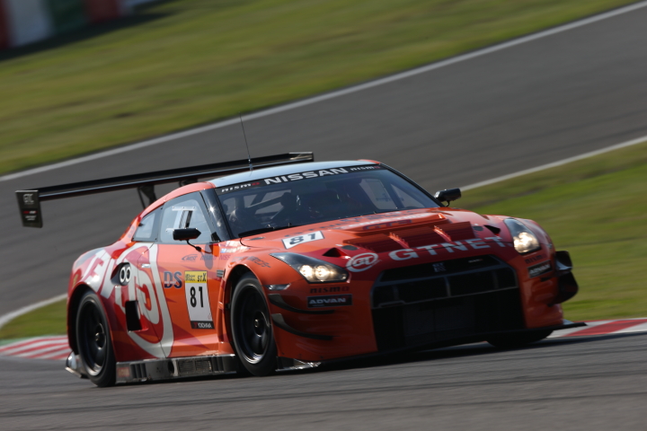 STEL占有走行1回目: 星野一樹／尾本直史／青木孝行組（ST-X: GTNET ADVAN NISSAN GT-R）