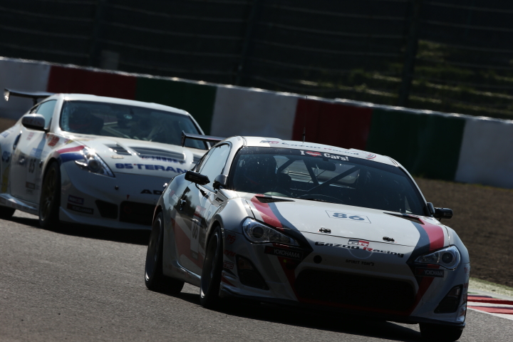 STEL占有走行2回目: 蒲生尚弥／井口卓人／松井孝允組（ST-4: GAZOO Racing SPIRIT 86）