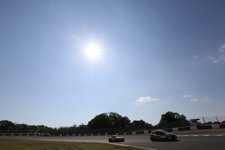 STEL占有走行2回目: 野上敏彦／谷川達也／野上達也組（ST-5: DIXCELアラゴスタ・NOPROデミオ）