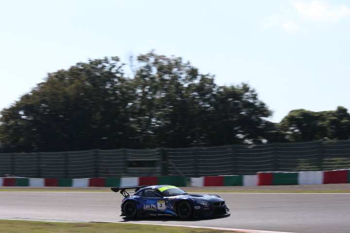 STEL占有走行2回目: 峰尾恭輔／ユーク・タニグチ／飯田章組（ST-X: ENDLESS・ADVAN・BMW）