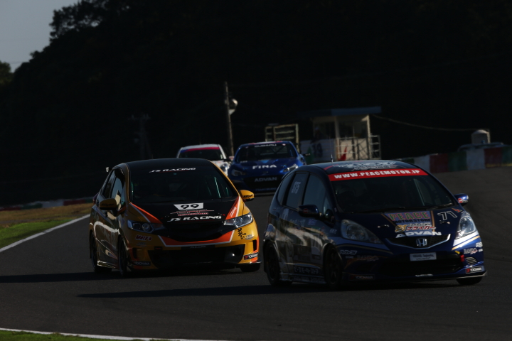 STEL占有走行3回目: 梅本淳一／奥村浩一／大野尊久組（ST-5: BRP★J'S RACING フィット3）