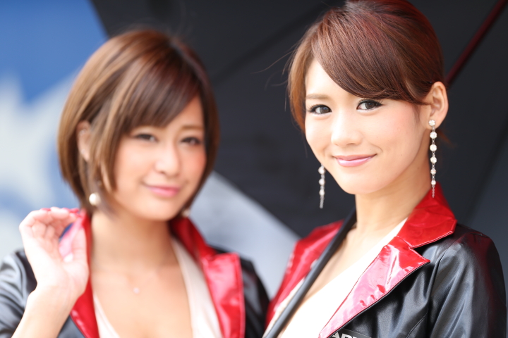 ピットウォーク: レースクイーン