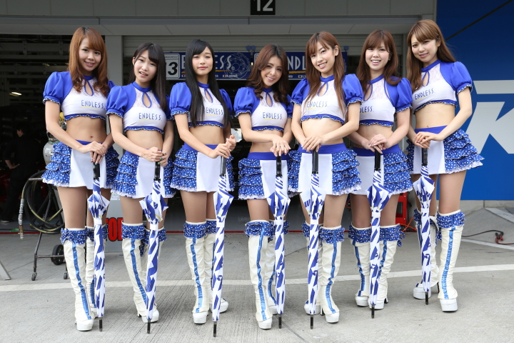 ピットウォーク: レースクイーン