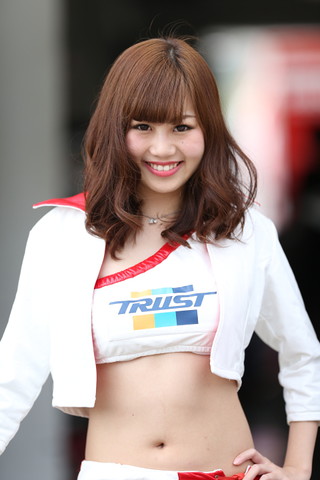 ピットウォーク: レースクイーン