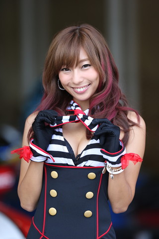 ピットウォーク: レースクイーン