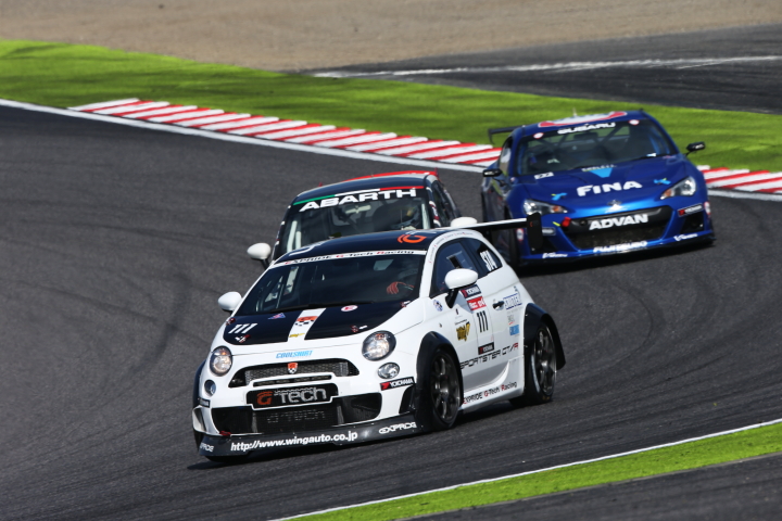 グループ2決勝レース: 大瀧賢治／武井寛史／吉田広樹組（ST-4: EXPRIDE G-Tech Sportster GT/R）