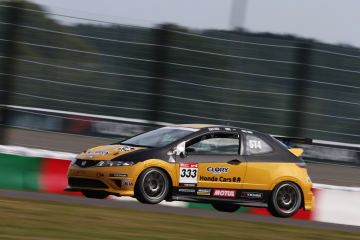 グループ2決勝レース: 野間一／中島佑弥／藤田弘幸組（ST-4: GLORY A-ONE FN2）