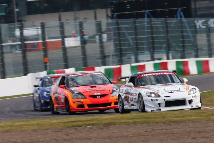 グループ2決勝レース: 長谷川伸司／吉田靖之／伊藤毅組（ST-4: 車買取りHERO'S TRACY SPORTS ings S2000）