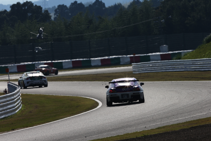 グループ2決勝レース: 浜野彰彦／サビジット・シン／鈴木陽組（ST-4: SKR ENGIEERING S2000）