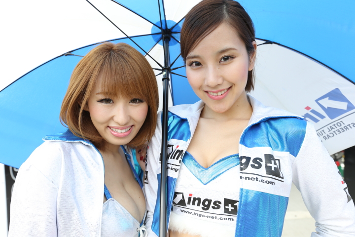 ピットウォーク: レースクイーン