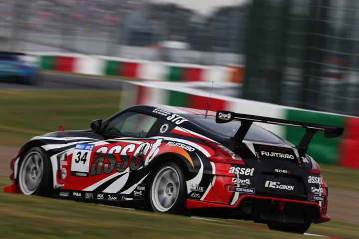 グループ1決勝レース: 大西隆生／松原怜史／藤波清斗組（ST-3: asset ings Z34）