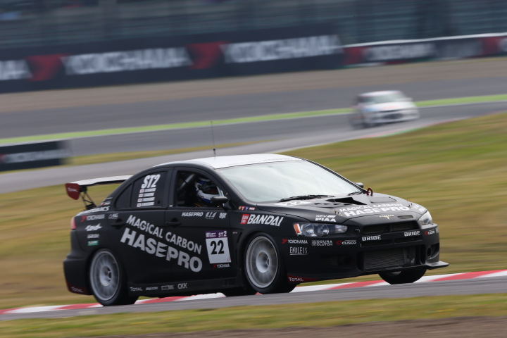 グループ1決勝レース: 長谷川奉徹／長谷川智秀／朝倉貴志組（ST-2: ハセプロaprランサー）