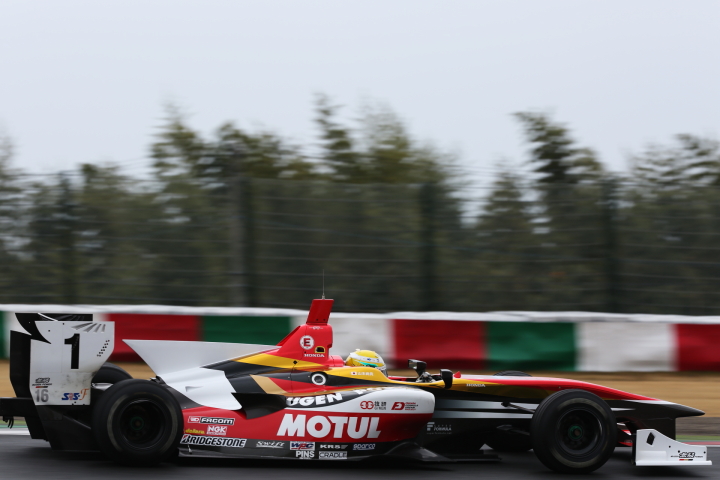 ファン感謝デー公開テスト: 山本尚貴（TEAM 無限）