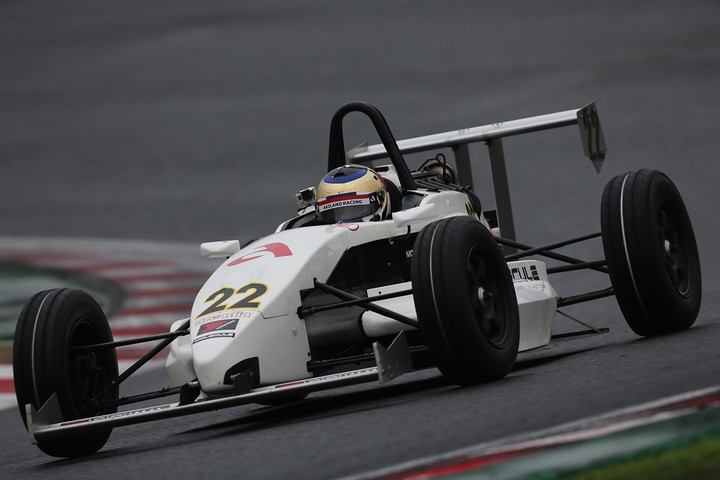 予選2位は八巻渉（モレキュールアキランドイーグル）