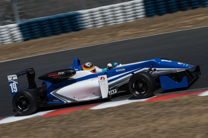 合同テスト岡山: ストゥルアン・ムーア（KCMG F312）