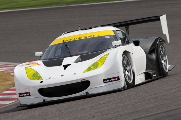 メーカーテスト: シンティアム・アップル・LOTUS EVORA