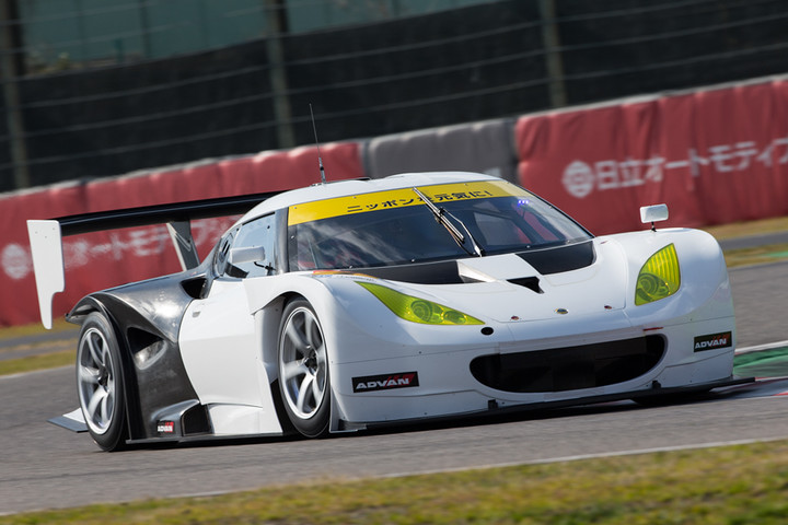 メーカーテスト: シンティアム・アップル・LOTUS EVORA