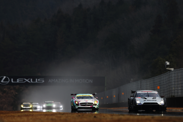 岡山ファン感謝デー公式テスト1回目: 本山哲／柳田真孝組（S Road MOLA GT-R）