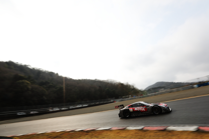 岡山ファン感謝デー公式テスト1回目: 松田次生／ロニー･クインタレッリ組（MOTUL AUTECH GT-R）