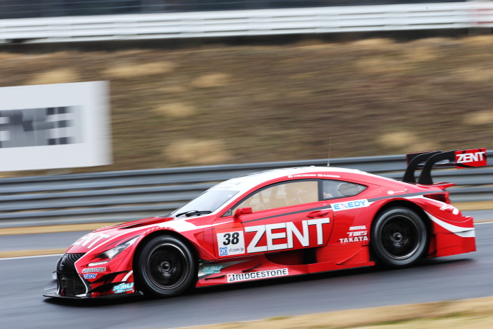 岡山ファン感謝デー公式テスト1回目: 立川祐路／石浦宏明組（ZENT CERUMO RC F）