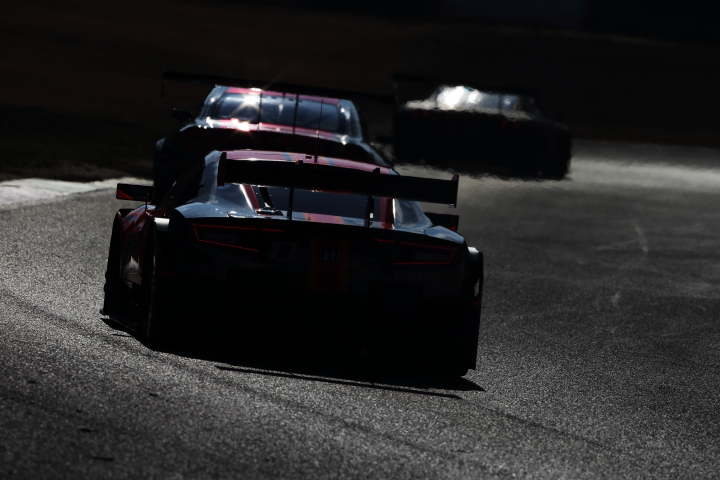 岡山ファン感謝デー公式テスト2回目: 松浦孝亮／野尻智紀組（ARTA NSX CONCEPT-GT）