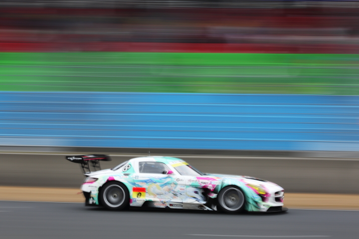 岡山ファン感謝デー公式テスト3回目: 谷口信輝／片岡龍也組（グッドスマイル初音ミクSLS）