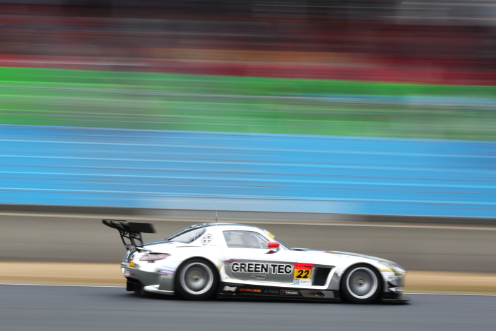 岡山ファン感謝デー公式テスト3回目: 和田久／城内政樹組（グリーンテックSLS AMG GT3）