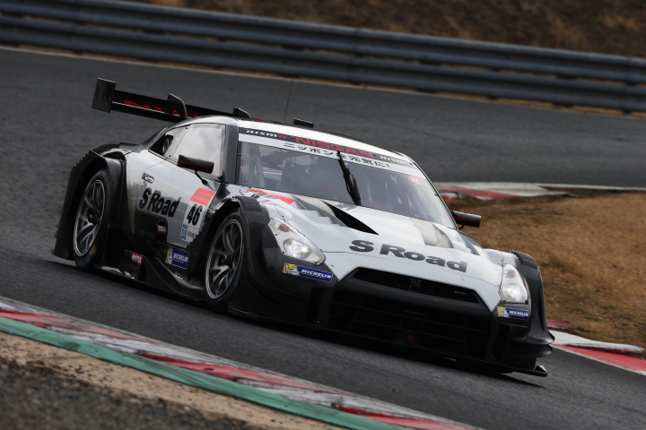 岡山ファン感謝デー公式テスト3回目: 本山哲／柳田真孝組（S Road MOLA GT-R）