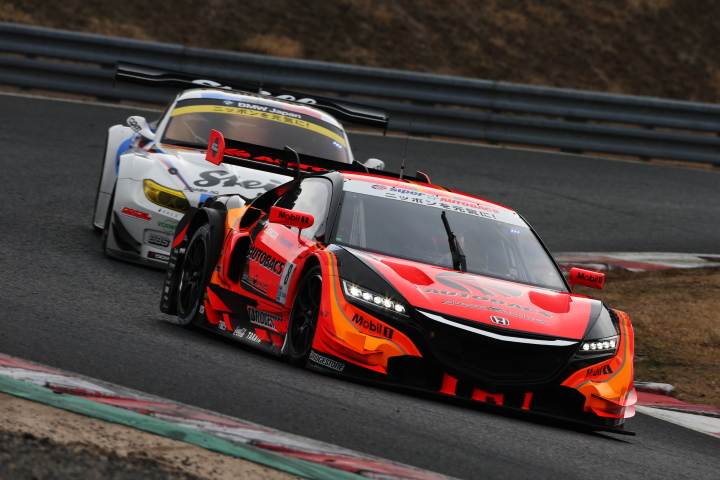 岡山ファン感謝デー公式テスト3回目:松浦孝亮／野尻智紀組（ARTA NSX CONCEPT-GT）