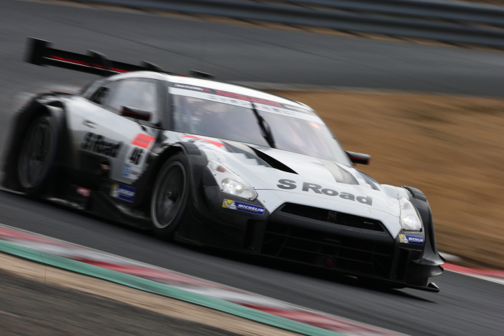 岡山ファン感謝デー公式テスト3回目: 本山哲／柳田真孝組（S Road MOLA GT-R）